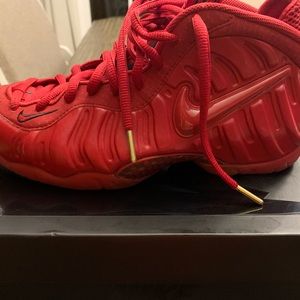 Nike Foamposite Pro Sneakers